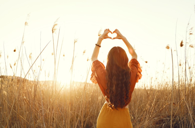 stylish-woman-spending-time-summer-field.jpg